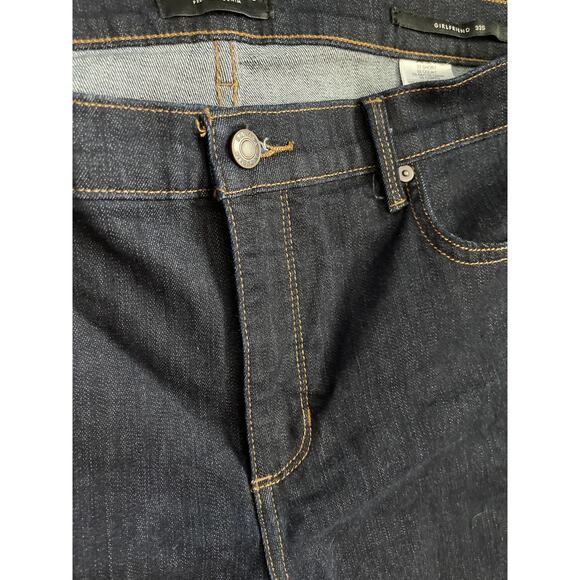 Banana Republic Plus Premium Denim Girlfriend Mid-Rise Dark Wash Jeans Size 33s - Picture 7 of 10